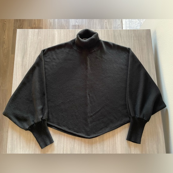 Vintage Lennie for Nina Leonard Turtleneck Sweater - Cropped Style - Size Medium - Picture 3 of 12